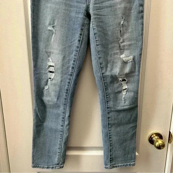 GAP Best Girlfriend Jeans Distressed Ankle Crop Boho Light Wash Blue Denim 25 - Picture 6 of 16